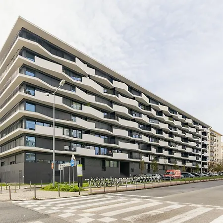 Apartment Lisboa Oriente Exterior photo